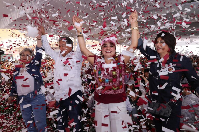 Dan respaldo multitudinario a Mariela Gutiérrez e Higinio Martínez en Nicolás Romero y Tlalnepantla