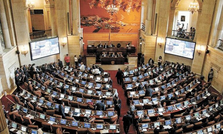 Cámara baja de EU aprueba presupuesto del gobierno y evita el ‘shutdown’; va al Senado