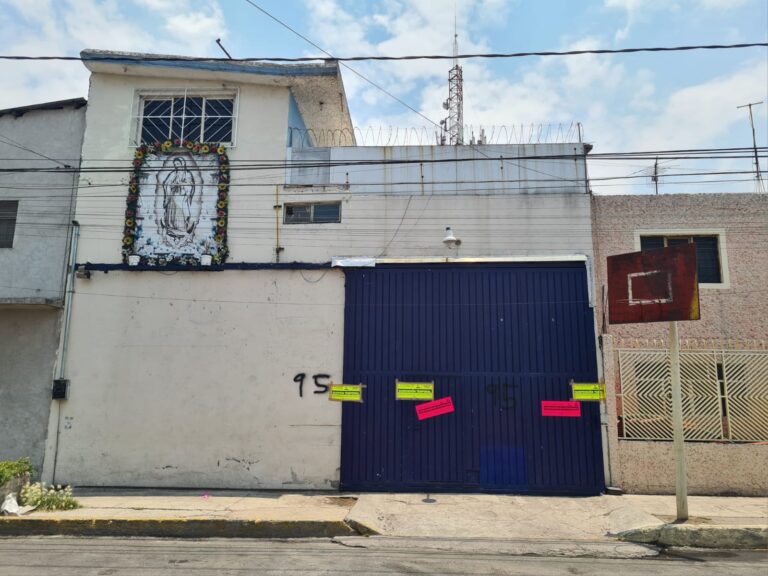 Suspenden actividades de la empresa de embutidos presuntamente responsable de la obstrucción del drenaje en la Juárez Pantitlán