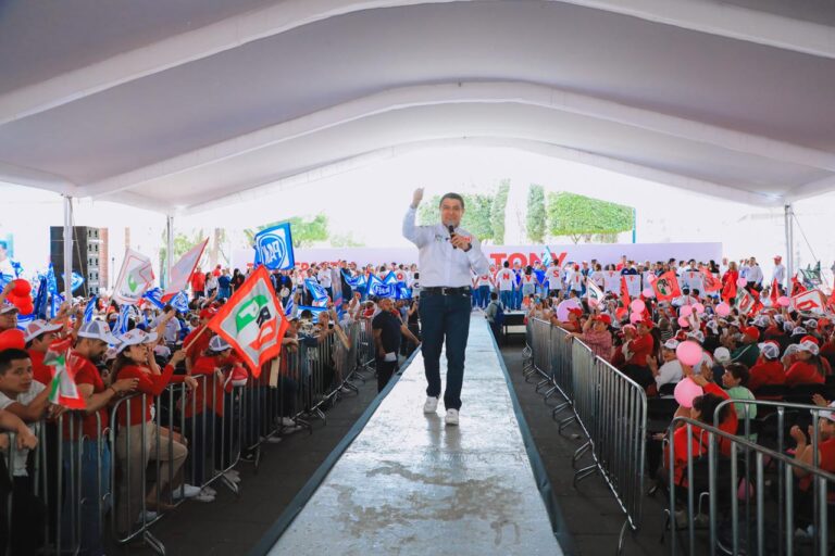 Tony Rodríguez demuestra fortaleza en evento masivo de inicio de campaña en Tlalnepantla