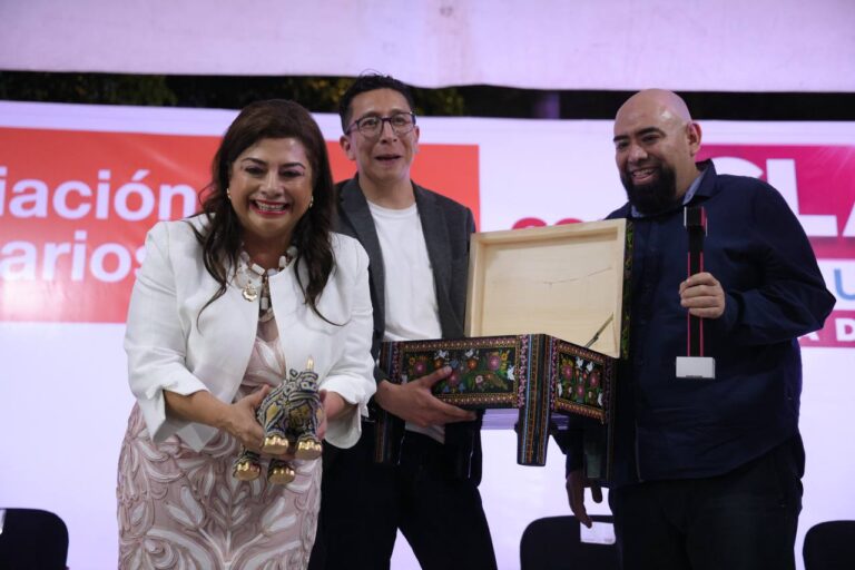 Asociación de permisionarios del STC Metro expresan su respaldo a Clara Brugada