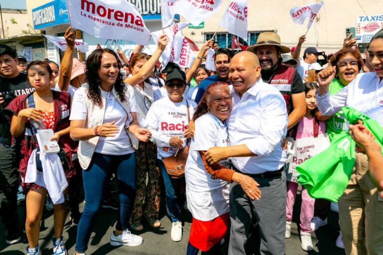 Raciel Pérez Cruz agradece el apoyo ciudadano en caminata por Tlalnepantla