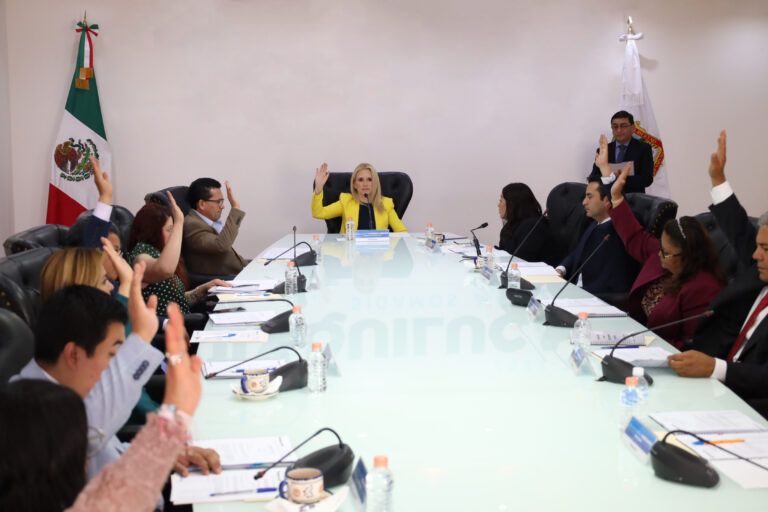 Celebra Huixquilucan cabildo abierto para escuchar y atender peticiones ciudadanas