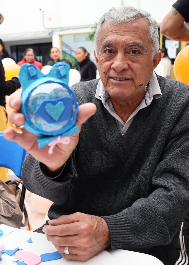 INVITA HUIXQUILUCAN A LOS TALLERES Y CURSOS DE LA BIBLIOTECA MUNICIPAL EN CONSTITUYENTES DE 1917