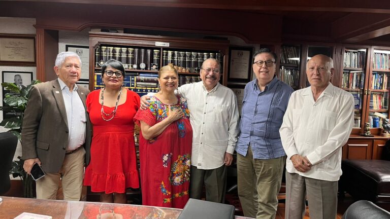 Exigen a FGR investigar ataque en embajada de México en Ecuador