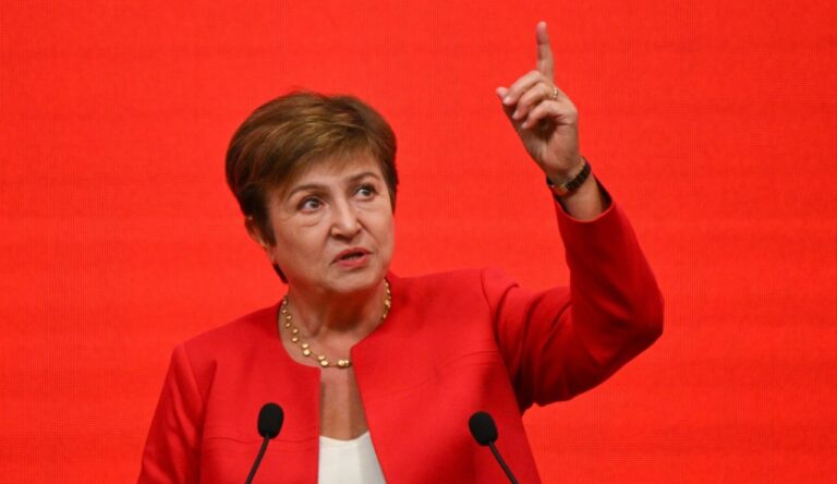 “Economía mundial está hoy mejor de lo que temíamos hace un año”: FMI