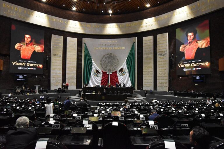 En sesión de la Cámara de Diputados recuerdan toma de protesta de Vicente Guerrero como presidente de México