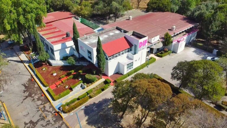 Más servicios de salud para los izcallenses en el Centro Comunitario Lirios