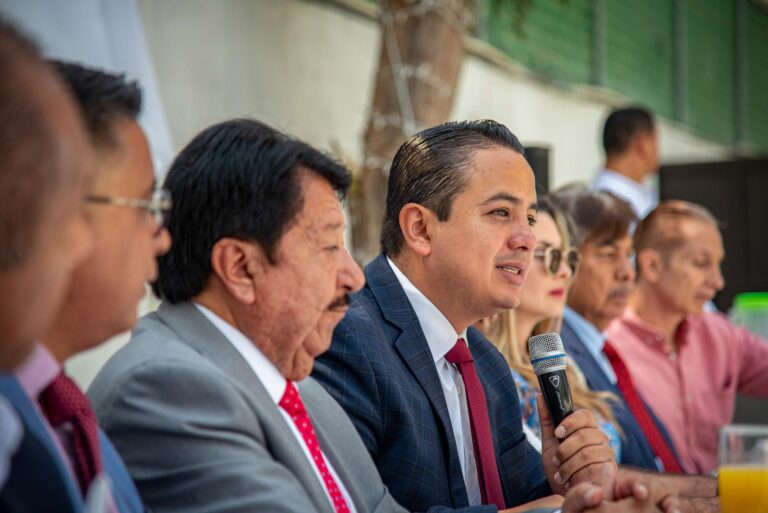 Empresarios de la GAM ven a Janecarlo Lozano como el mejor candidato