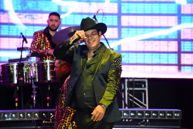 Más de 25 mil personas asisten al primer día de la Feria Regional de Tecámac