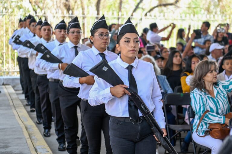 Naucalpan convoca a mujeres a ser policías de proximidad