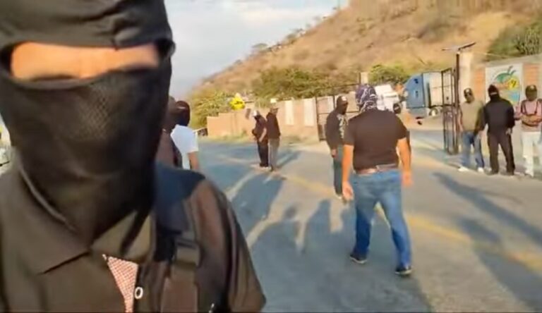 Encapuchados responden a AMLO y Sheinbaum: No es montaje