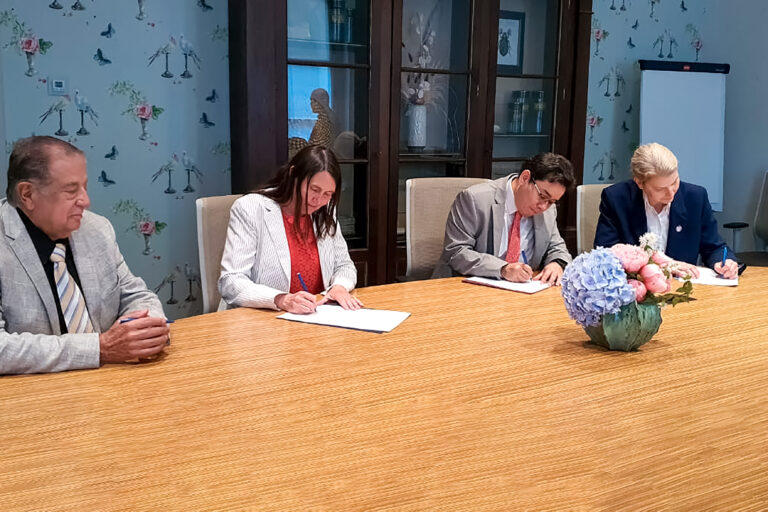 Firman México, Estados Unidos y Canadá Términos de Referencia del Comité de Salud Animal de América del Norte