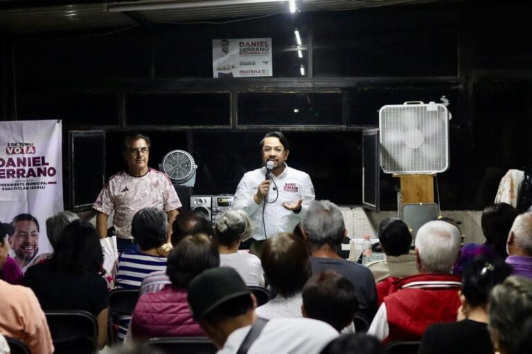 Daniel Serrano ofrece por sistema atención médica de 24 horas para izcallenses