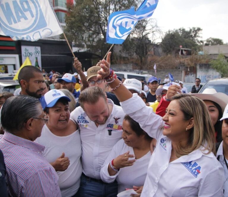Alfa González cierra campaña con Santiago Taboada en el Ajusco Medio