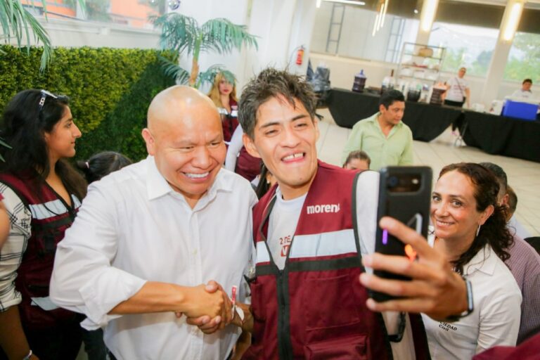 Raciel Pérez Cruz intensifica campaña en Tlalnepantla y se reúne con la comunidad rockera