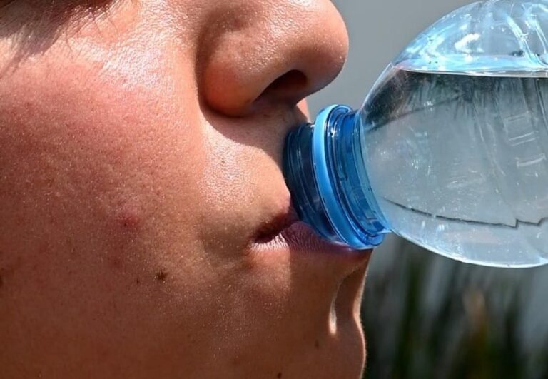 Recomienda DIF Naucalpan estar atento ante presencia de síntomas de deshidratación