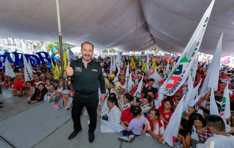 Acompañado de más de 12 mil simpatizantes, Pedro Rodríguez les dice que, “el triunfo ya nadie lo para”