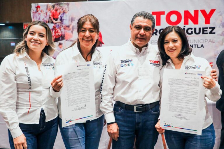 Tony Rodríguez firma Pacto por la Primera Infancia para que las niñas y los niños tengan un mejor desarrollo