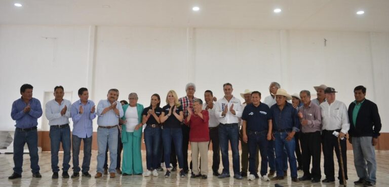 Romina Contreras promete la perforación de nuevos pozos de agua en Huixquilucan