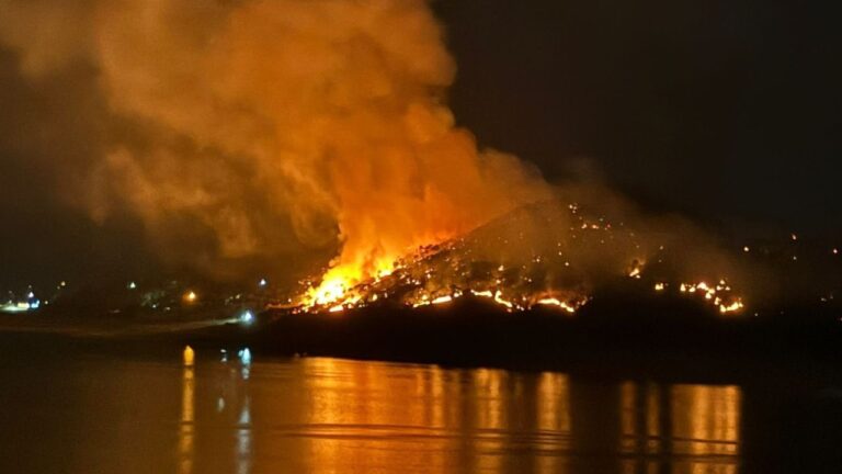 Autoridades laboran para mitigar los incendios forestales