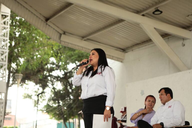Lourdes Paz se compromete con el pueblo de Iztacalco a combatir las adicciones