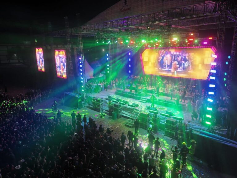 Celebran a lo Grande 40 Mil Personas el Día  de la Santa Cruz en la Feria Regional de Tecámac