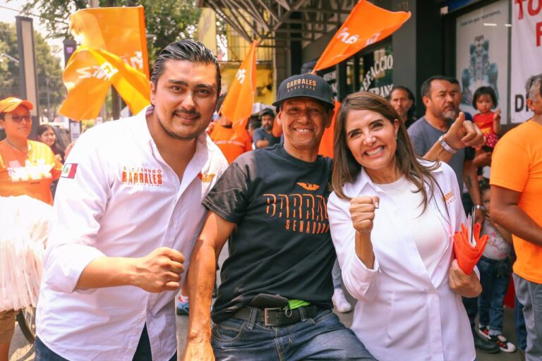 Alejandra Barrales impulsará bajar costo del seguro social voluntario a trabajadores de la construcción