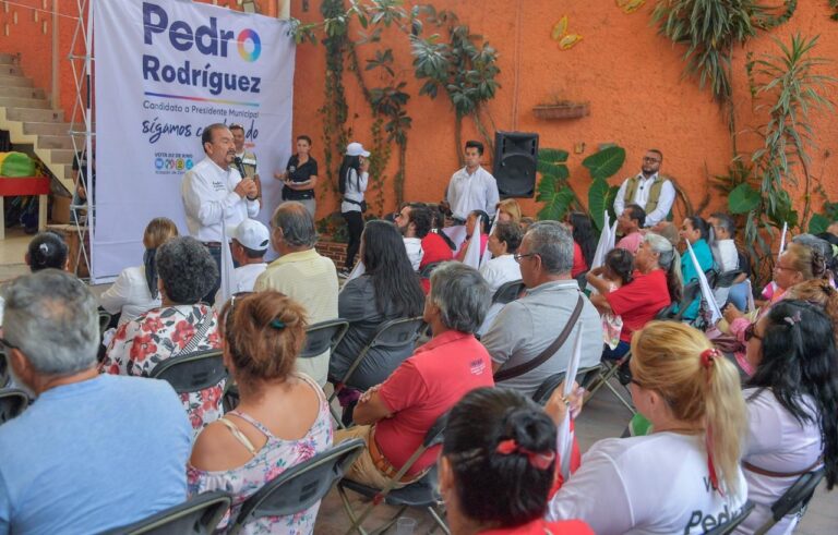 Pedro Rodríguez propone la construcción de tanques para distribuir más agua y con mayor frecuencia en Atizapán de Zaragoza