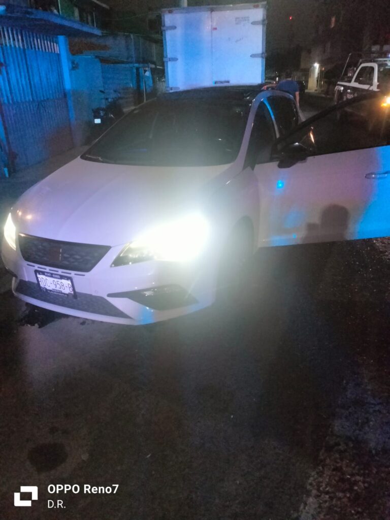 EN OPERATIVO IMPLEMENTADO POR LA POLICÍA DE TLALNEPANTLA ENTRE PERSONAL DE DESPLIEGUE Y DEL C4 SE LOGRÓ LA DETENCIÓN DE 3 PROBABLES ROBACOCHES