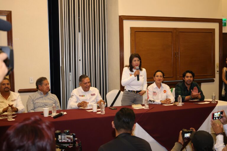 Acude Mariela Gutiérrez en Apoyo de Campañas de Morena en el Valle de Toluca