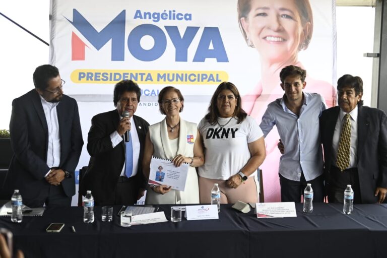 RECONOCE AECHAC AVANCES EN MEJORA REGULATORIA CON ANGÉLICA MOYA