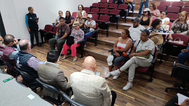 Autoridades municipales y padres de familia de estudiantes del CCH Naucalpan dan seguimiento a acuerdos