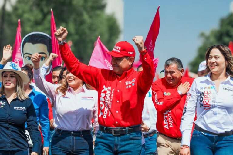 Tony Rodríguez cierra campaña y muestra el músculo ante 20 mil personas