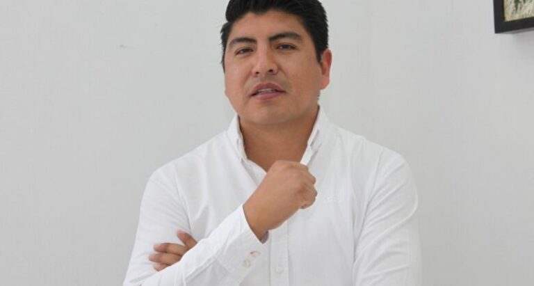 Acusan a Antonio Olvera de favorecerse con contratos de obra pública en Progreso de Obregón