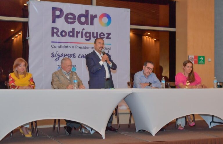Colonos del Club de Golf Bellavista expresan su apoyo a Pedro Rodríguez