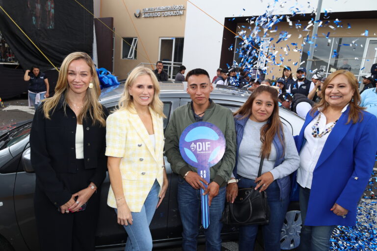 Huixquilucan Celebra el Día del Padre con la entrega de siete automóviles y cientos de premios más