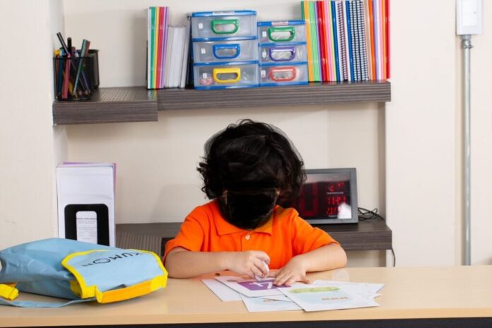 Firma Kumon acuerdo con pedidos.com para reforzar la importancia de la tecnología en la educación de los niños