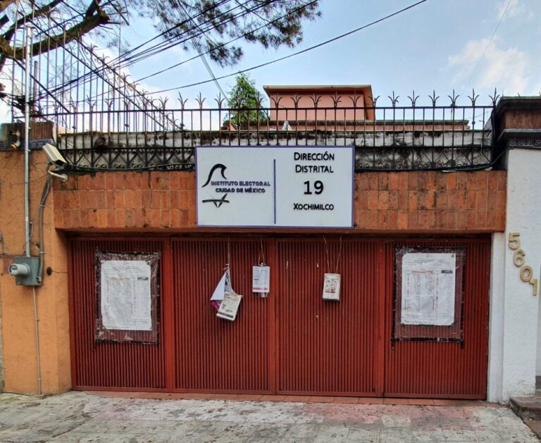 Entrega IECM constancias de mayoría de alcaldías y diputaciones