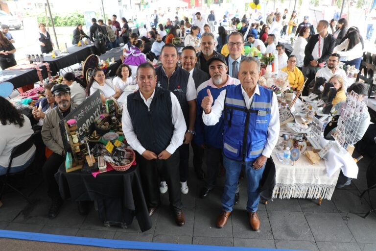 Efectúan en Naucalpan feria del empleo para el sector turístico