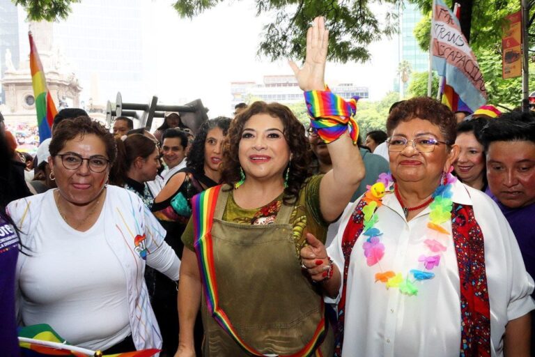 Clara Brugada se compromete a construir un gobierno respetuoso e incluyente de la población LGBTTTIQA+