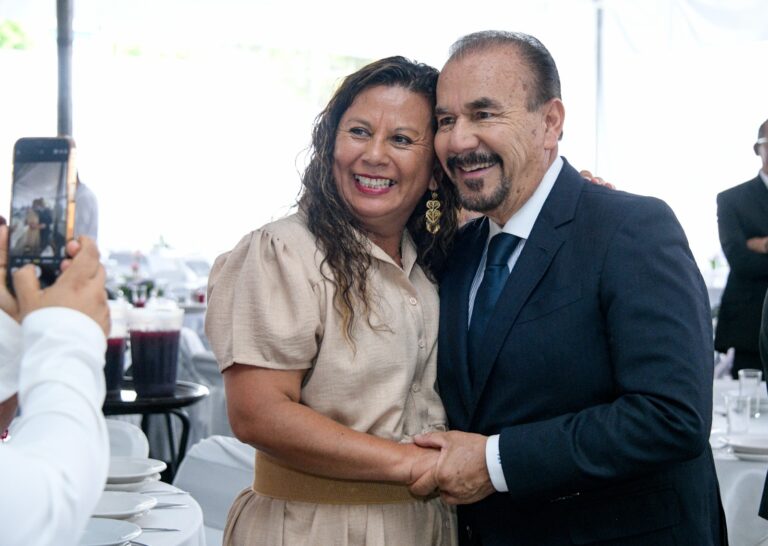 Celebra Pedro Rodríguez a maestras y maestros de Atizapán de Zaragoza