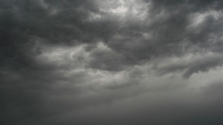 Alerta roja en CDMX por intensas lluvias