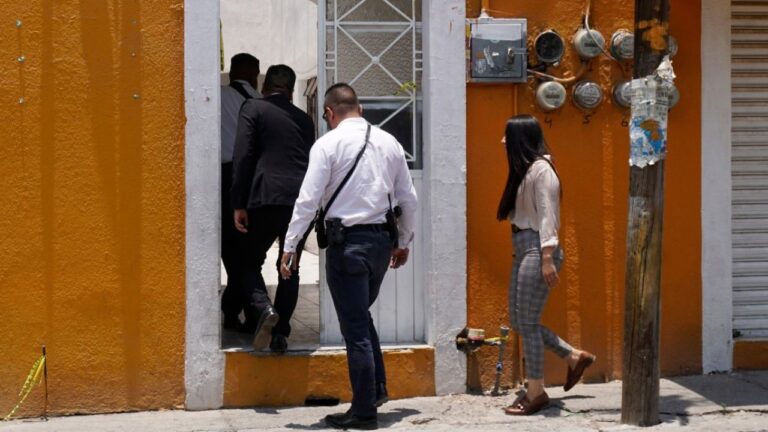 AMLO asegura castigo para agentes de GN si están involucrados en masacre en León