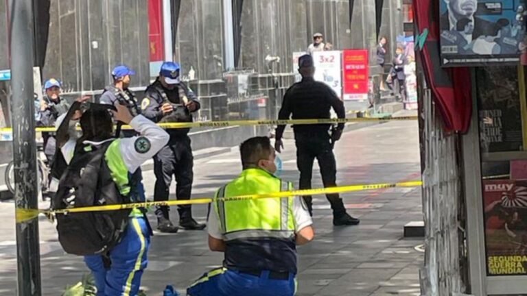 Muere hombre al caer de sexto piso de edificio de Sears frente a Bellas Artes