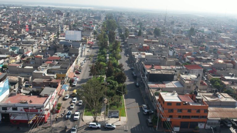 En Nezahualcóyotl rehabilitan más de 800 Mil m² de Áreas Verdes para Mitigar el Cambio Climático
