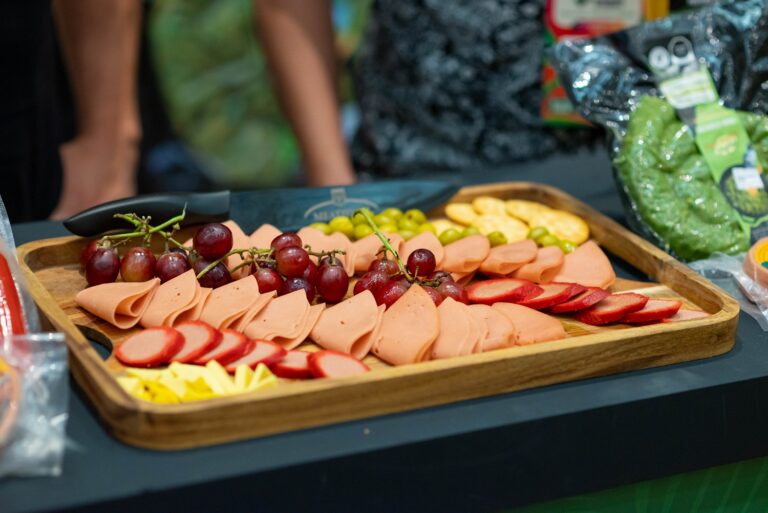 Llega la segunda edición de “VEGAN BUSINESS SUMMIT”: el evento más importante de la industria PLANT-BASED en Latinoamérica