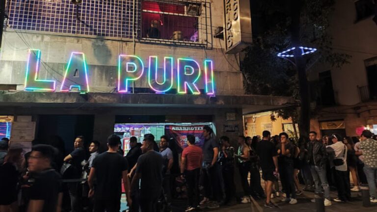 Asesinan a mujer afuera del bar “La Purísima”