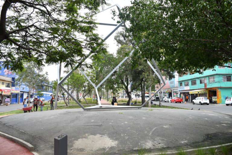 Gobierno de Nezahualcóyotl Rehabilita Paseo Escultórico para Fomentar Arte y Cultura