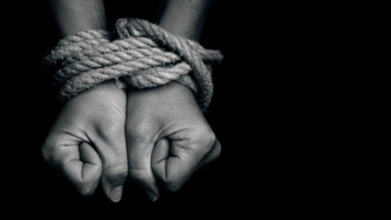 Denuncian secuestro de familia ecuatoriana en México